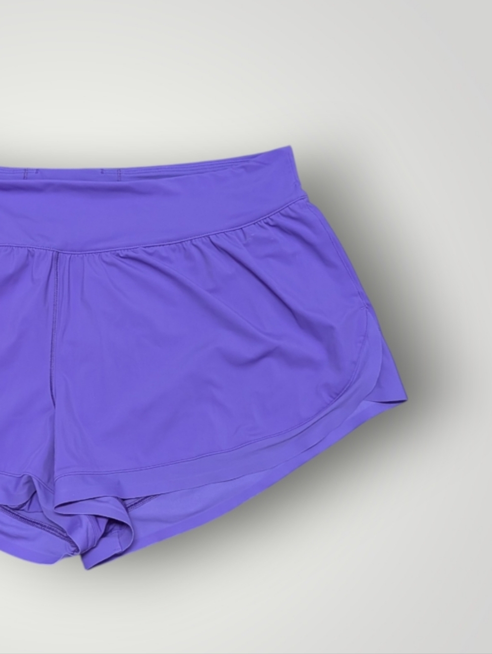 Lululemon Calm Tides Running Shorts - Picture 4 of 14